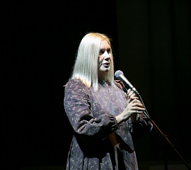 За то, что отстояли Ленинград