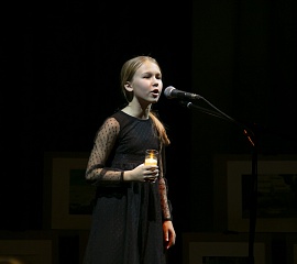 За то, что отстояли Ленинград